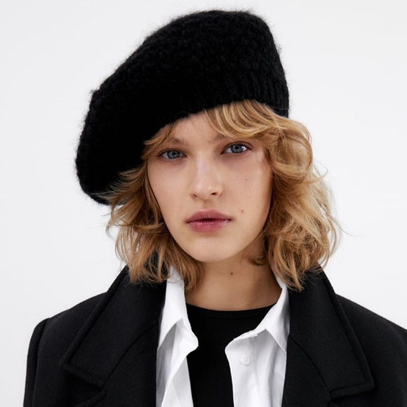 Zara Accessories - ZARA WOOL BLEND BERET NWT